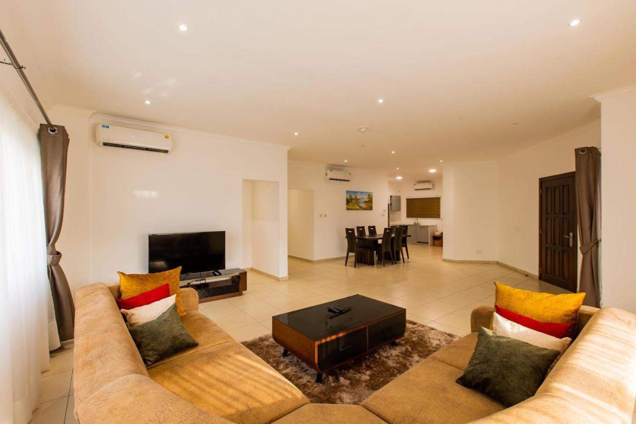 Accra Fine Suites - Holi Flats Airport Residential Ngoại thất bức ảnh