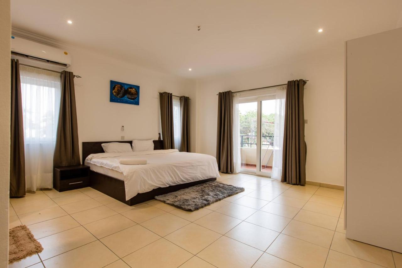 Accra Fine Suites - Holi Flats Airport Residential Ngoại thất bức ảnh